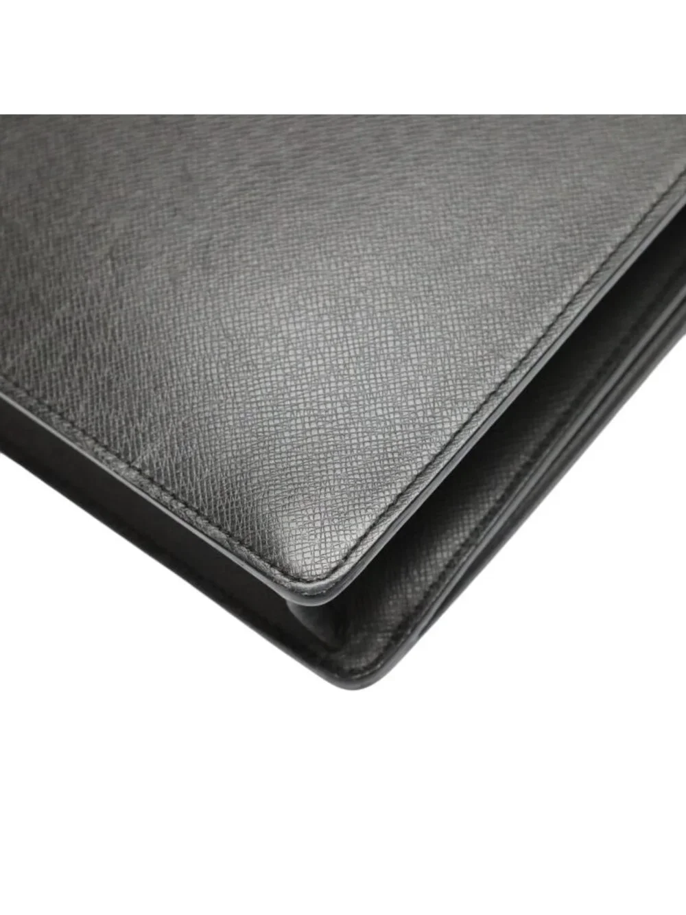 Louis Vuitton Taiga Business Bag Neo Robusto